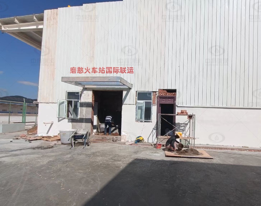 云南省西双版纳傣族自治州某火车站黄瓜视频官网入口黄瓜视频破解版污水处理设备安装调试完成